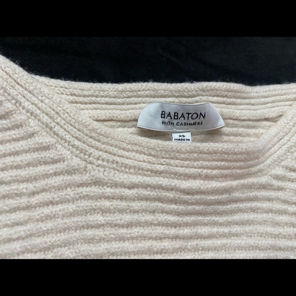 Aritzia Babaton Sweater Sz XS - Picture 3 of 6